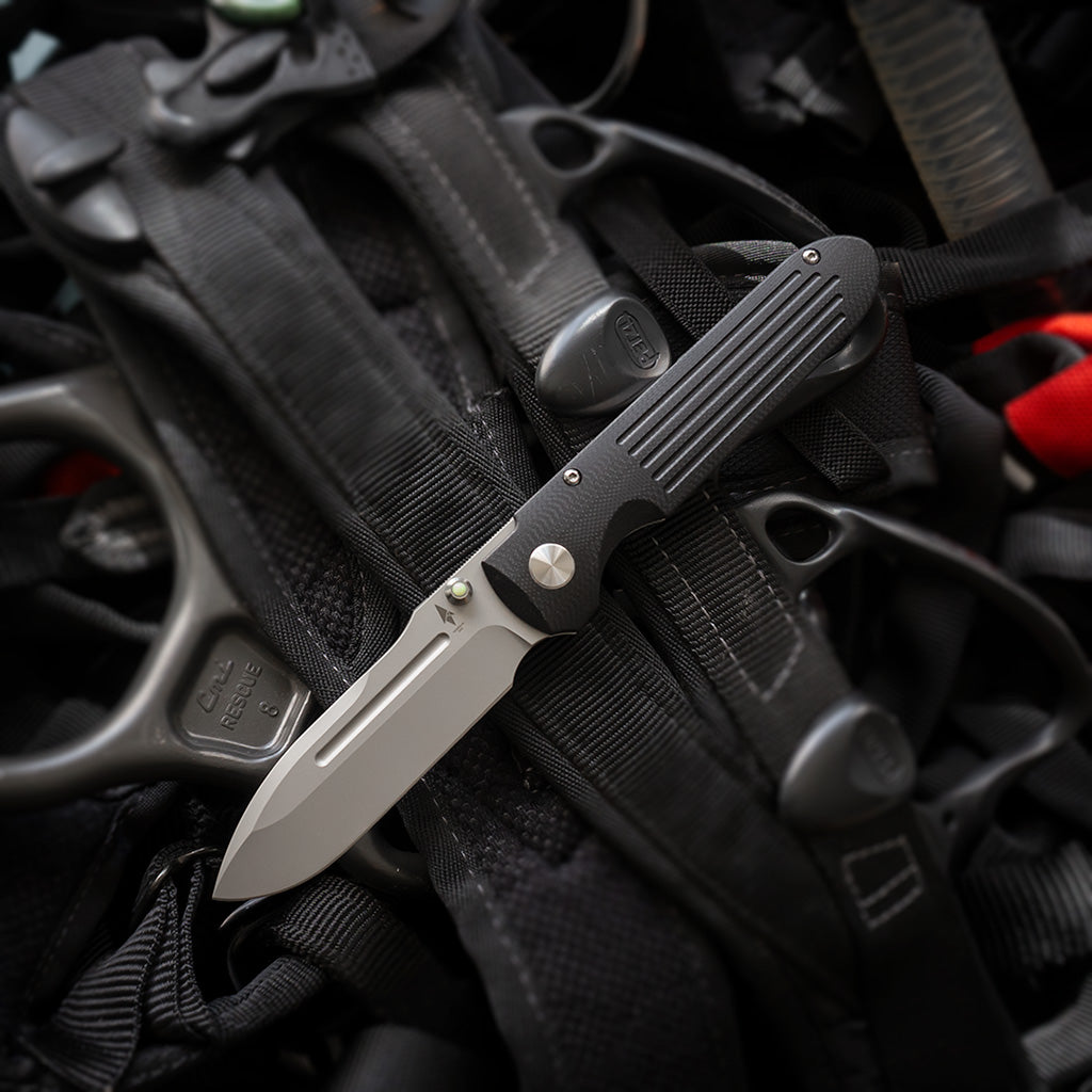 Invictus-AT Black G10